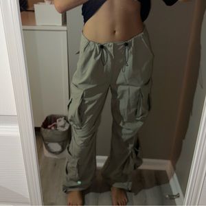 Women’s Cargo/Parachute Pants
